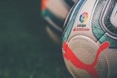 皇马铁卫吕迪格重伤康复，后防核心重返赛场在望